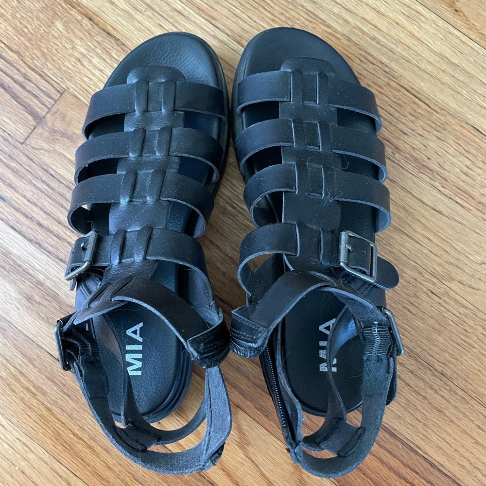 Black leather sandals